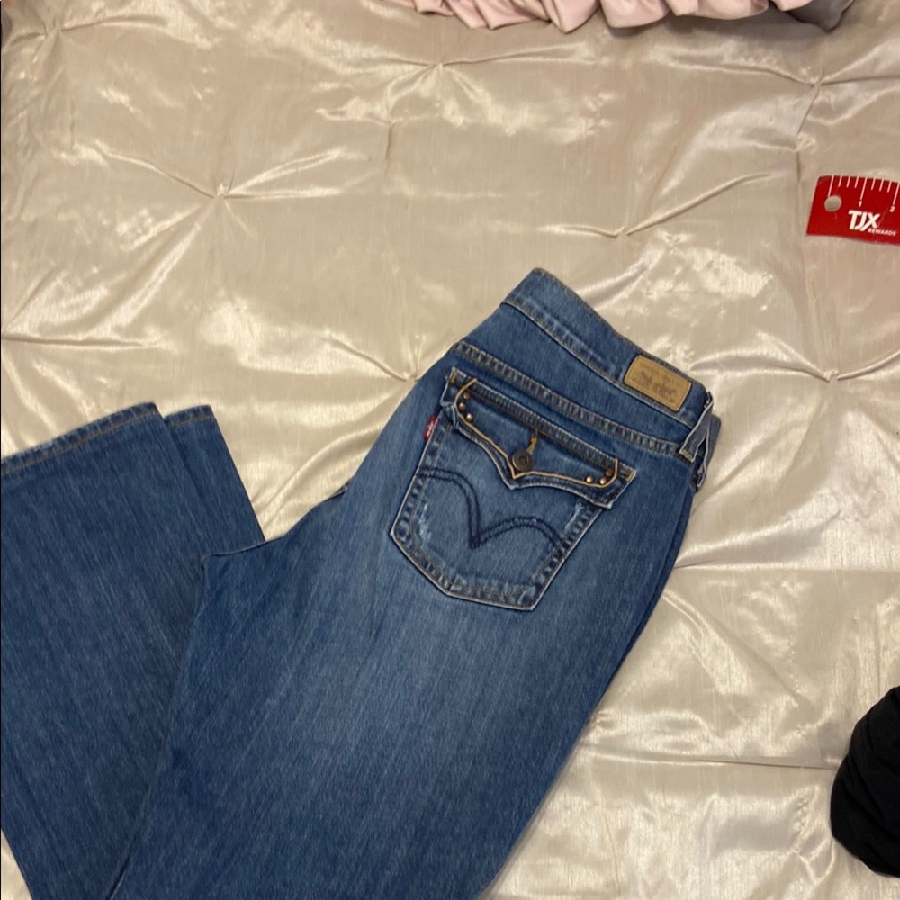 Flash sale price firm ❤️ Levi’s 515 jeans